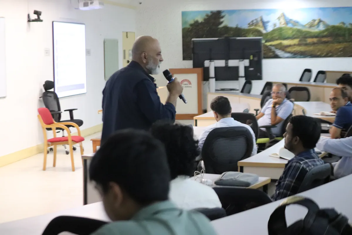 Mehirr Nath Choppra taking a session with founders at NSRCEL, IIM Bangalore